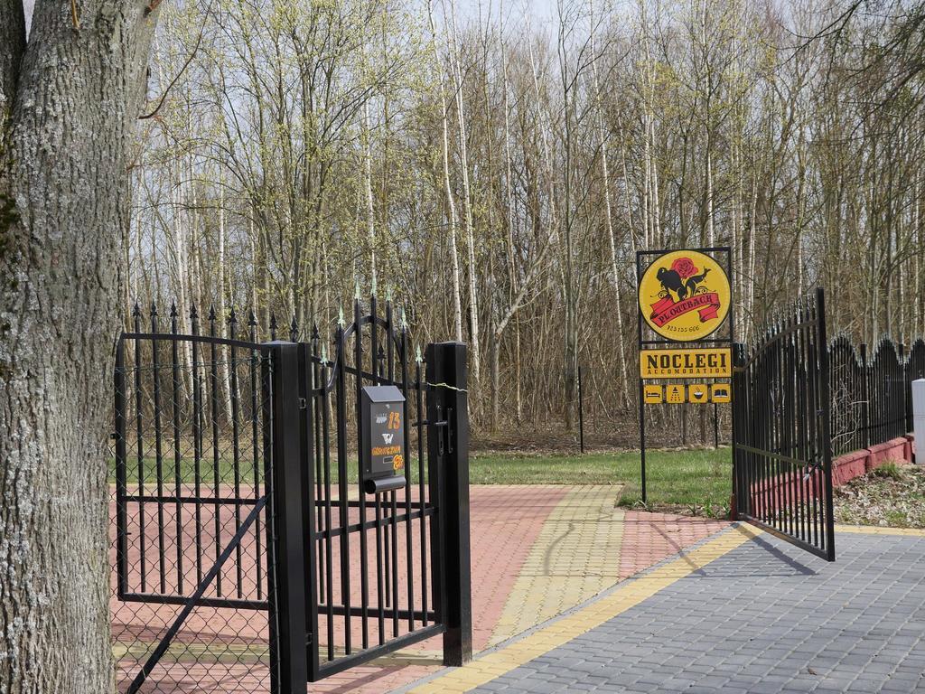 Pl.Outback Apartamento Białowieża Exterior foto